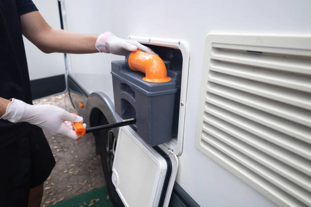 Porta potty rental for outdoor events in Holtville, AL